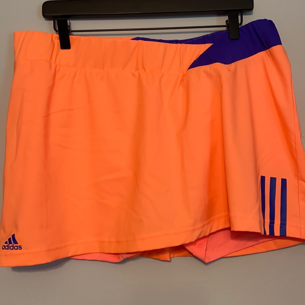 Adidas peach and purple tennis/pickleball skort
